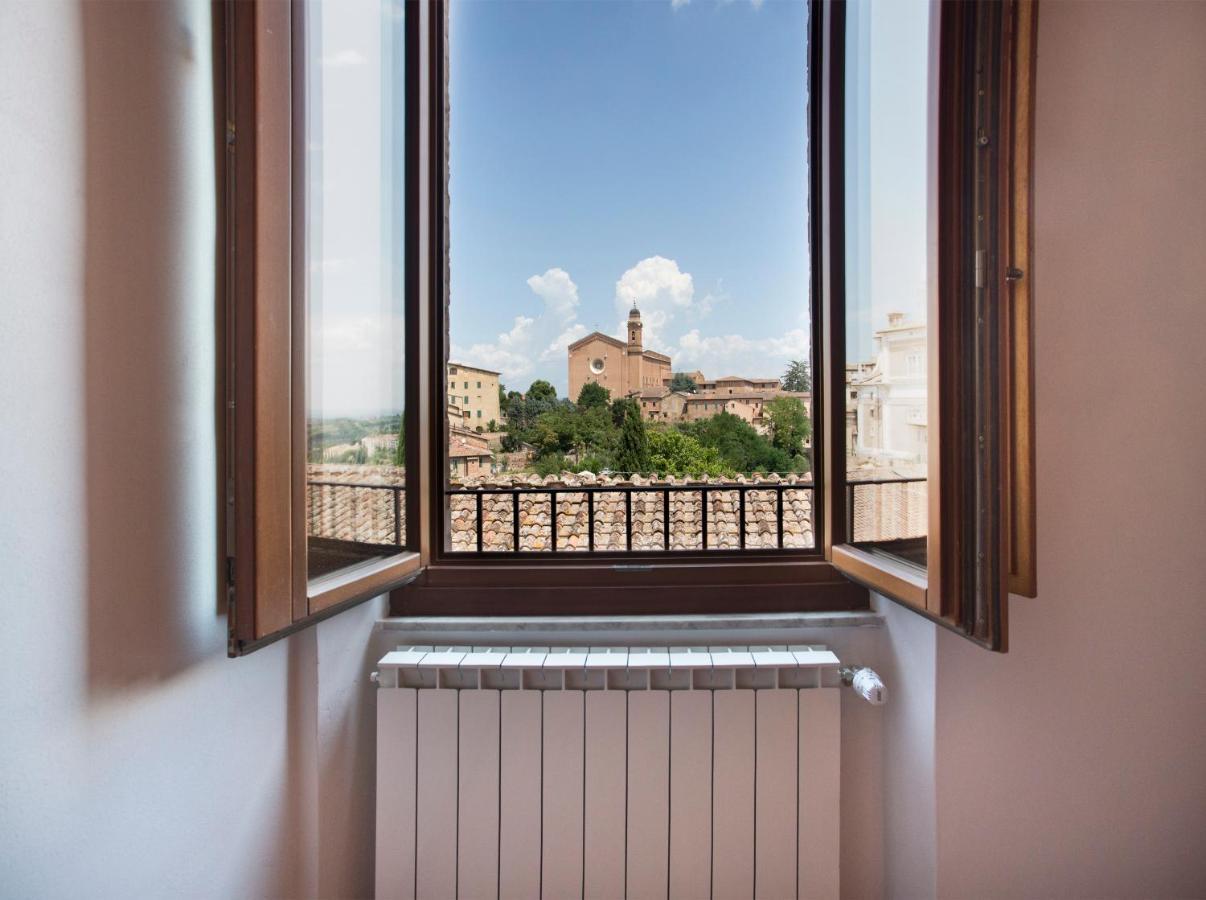 Residenza D'Epoca Palazzo Piccolomini Siena Exterior foto